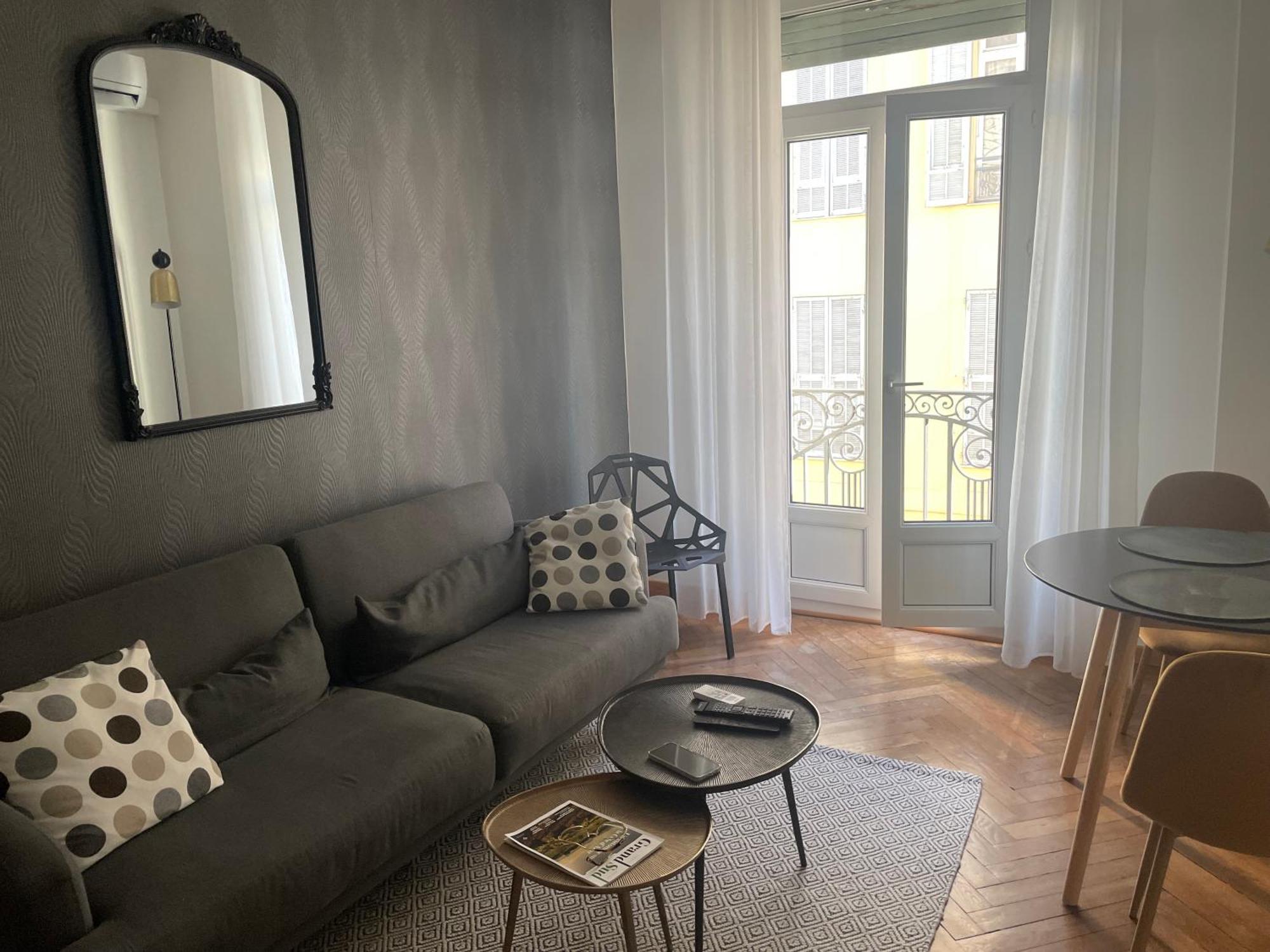 Superbe Appartement Au Coeur De นีซ ภายนอก รูปภาพ